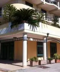 Locale commerciale Altro in Vendita Locale commerciale Altro in Vendita