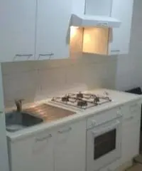 Bilocale v.ze Ateneo € 390 no spese condominiali - Bari