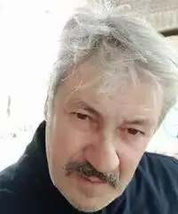 Effettuo tinteggiatura interni Effettuo tinteggiatura interni