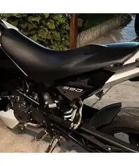Ktm Duke 690
