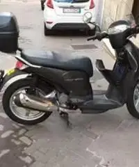 Scarabeo 200