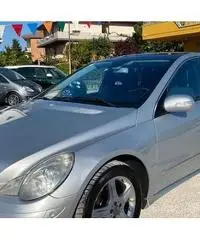 MERCEDES-BENZ R 320 CDI cat 4Matic Sport