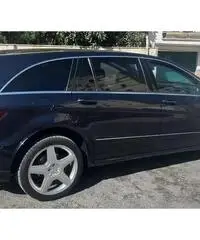Mercedes R320