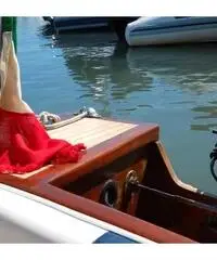 Motoscafo in legno Mattei