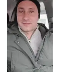 Badante uomo con patente. Lombardia, Svizzera Badante uomo con patente. Lombardia, Svizzera