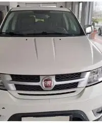 Fiat Freemont diesel 2013 Cambio Automatico Fiat Freemont diesel 2013 Cambio Automatico