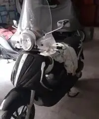 Piaggio Beverly 250 - 2004 Piaggio Beverly 250 - 2004