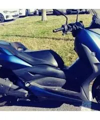 X-Max. 300cc. 2019