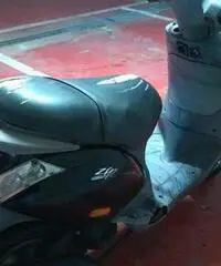 Zip 50 cc 4t - Genova