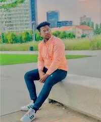 Cerco una ragazza per il matrimonio Cerco una ragazza per il matrimonio