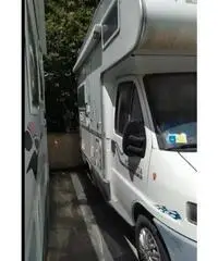 Camper mansardato