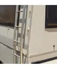 Camper mansardato