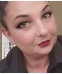 Banconiera, barista, commessa, cassiera Banconiera, barista, commessa, cassiera