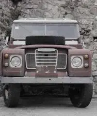 Land Rover 88 completa per ricambi - Narni