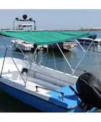 Barca motore