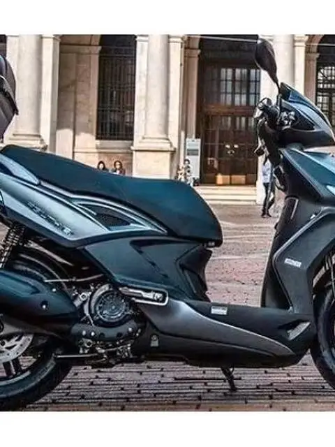 NUOVO SCOOTER Kymco Agility 125i R16 PLUS+BAULE NUOVO SCOOTER Kymco Agility 125i R16 PLUS+BAULE
