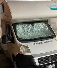 Camper mansardato