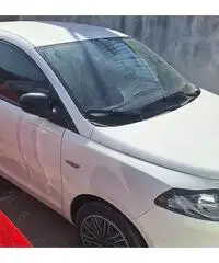 Lancia Ypsilon 1.0 FireFly 5 porte S&S Hybrid Ecoc