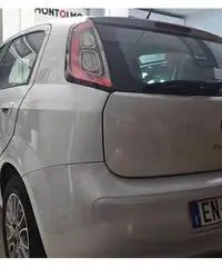 Fiat Punto 1.3 MJT 2013 Fiat Punto 1.3 MJT 2013