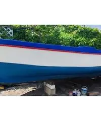 Lancia in legno con motore Mercury 10 hp