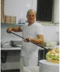 Pizzaiolo esperto Pizzaiolo esperto
