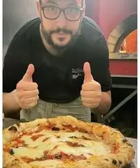 Pizzaiolo esperto Pizzaiolo esperto