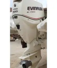 Master 730 + Evinrude E - Tec 200