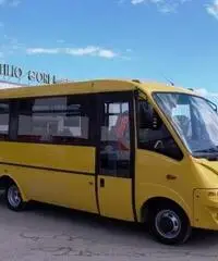 SCUOLABUS 37 POSTI