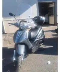 Piaggio Beverly 300 - 2015 Piaggio Beverly 300 - 2015