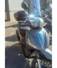 Piaggio Beverly 300 - 2015 Piaggio Beverly 300 - 2015