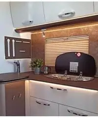 Burstner Lyseo TD 680: Semintegrale bagno retro