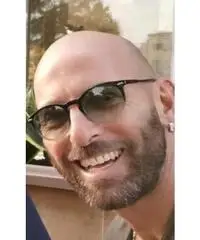 Parrucchiere per uomo barbiere