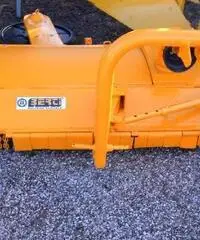 Tagliaerba usato a lame+ disco rientrante