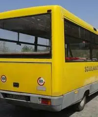 Scuolabus carvin Scuolabus carvin