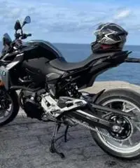 Bmw f900 r
