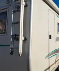 Camper
