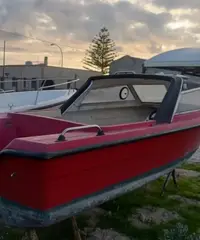 Barca 5 MT ideale per pesca e passeggio