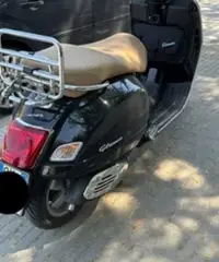 Vespa gts 250 con 8780km