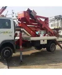 Piattaforma aerea ISOLI PNT205 su Nissan Cabstar 35.10