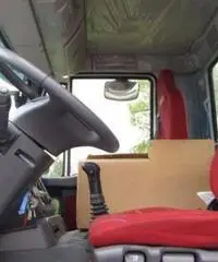 Iveco Trakker AD260T33 6x4 + gru Iveco Trakker AD260T33 6x4 + gru