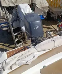 Barca motore e carrello