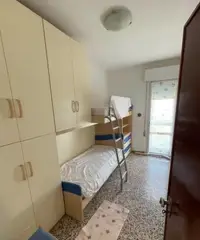 Trilocale frontemare lido degli estensi Trilocale frontemare lido degli estensi