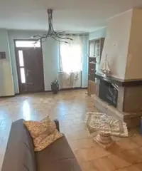 Ampio appartamento in duplex