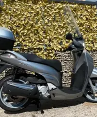 Honda sh 300