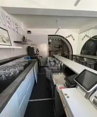 Cedesi attivita' bar