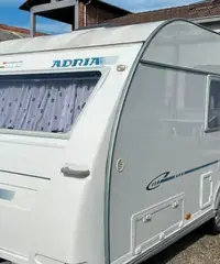 Caravan Adria Adora 482-posti 3-camperizzata 12v