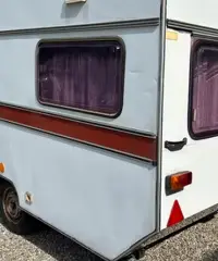 Caravan Royal Car 3 posti +1-revisionata