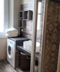 GRAZIOSO APPARTAMENTO in ZONA CENTRALE GRAZIOSO APPARTAMENTO in ZONA CENTRALE