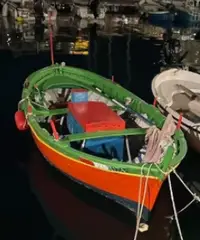 Intramontabile Gozzo in legno per soli amanti