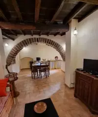 In contesto tranquillo adiacente a Corso Pierluigi